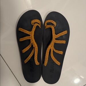 Braided Strap Sandals